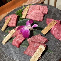 飛騨牛一頭家 馬喰一代 岐阜神田 - 飛騨牛盛り合わせ