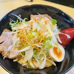 CHINESE RESTAURANT HARU - ネギ油叉焼麺