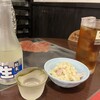 Otaruno Daidokoro Ochawan - ハチワレ、腰痛の薬が強いもんで、今はお酒じゃなく烏龍茶なの、、、