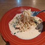 BHM’S cafe - パスタリフト
パスタは普通な食感で書くべきことはない

デフォ状態のソースはもう少し塩を控えてる方が
完成形で塩辛くならないのではないかと思われた。