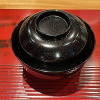 おおたに - 椀物　枝豆真丈と鮑のお椀