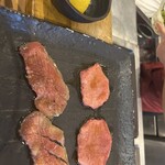 お肉一枚売りの焼肉店 焼肉とどろき - 上タン、赤タン