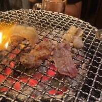 炭火焼肉ホルモン うしごろ 中目黒店 - 