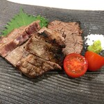 旬菜和味 - 牛赤身炙りステーキ