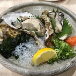 旬菜和味 - 仙鳳趾＆徳島牡蠣食べ比べ