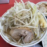 ラーメン もっけだの - 『朝食セット(ラーメン)+あぶら飯』の『ハーフラーメンニンニク野菜マシマシ』