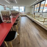 ラーメン もっけだの - 店内