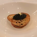 プレスキル - 和牛ロースのタルタル キャビア