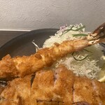 とんかつ とん米 - えびフライ（2023年8月12日撮影）