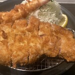 とんかつ とん米 - 特上ロースかつ（2023年8月12日撮影）