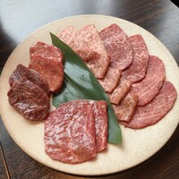 焼肉うしごろ 銀座並木通り店 - 