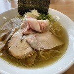 多加水手揉み熟成麺 麺屋 くるり - 