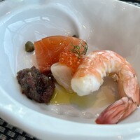 Prime42 steakhouse & sky bar - サーモンに帆立に海老！これも絶品！