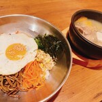 韓国料理豚ブザ - 