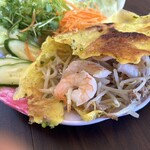 GIA DINH - バイン・セオの中身。