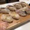 勢登鮨 - 料理写真:〆サバ、生サバ、ホッキ貝ヒモの握り