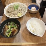 蕎斬 - 肉つけ蕎麦大盛¥1,300-