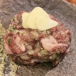 焼肉 スタミナ苑 - 薄切りニンニクカルビ(塩)