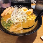 麺屋のろし - 特製札幌味噌ラーメン + 大盛（バター抜き)