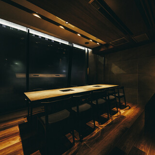 For important entertainment, anniversaries, and parties with the finest Yakiniku (Grilled meat) and high-quality space