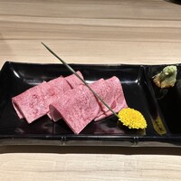 タン刺し