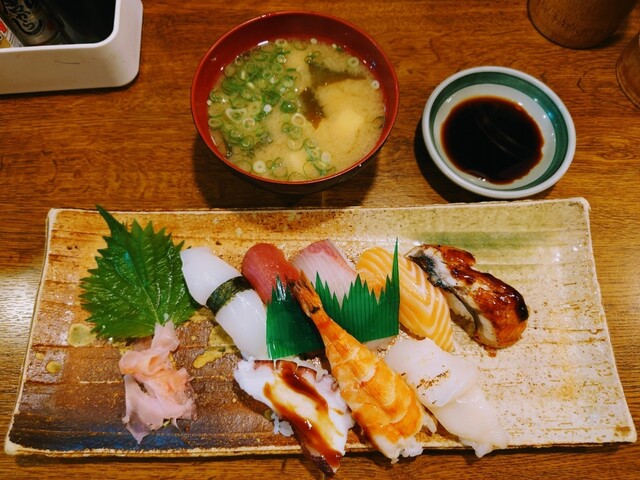 下町の寿司屋さんのランチ』by たけちゃんぱぱ1965 : すし繁