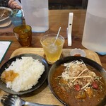 カレー食堂 ジャンゴ - 薬膳スープカレー