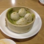 台湾家庭料理　園 - 自家製小籠包500円