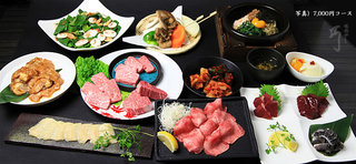 Yakinikuya Takumi - 宴会コースに合わせてお得な飲み放題コースもございます。写真は7000円コースになります。