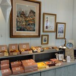 エチエンヌ - 店内5　焼き菓子とか