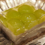 割烹さいお - シャインマスカット＆レアチーズケーキ