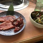 肉屋直営 焼肉 但馬屋 - 