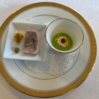 綱町三井倶楽部 - 