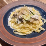Cucina Sorriso - 鯛とズッキーニ、キノコ レモンクリーム