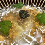 Sakurano - 温泉卵と車海老と帆立と雲丹のコンソメジュレ キャビア添え