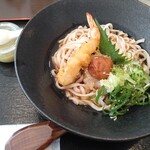 うどんカフェ ぼたん - 料理写真: