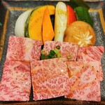 焼肉山河 - 