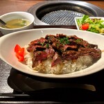 BeefGarden - ビーフステーキ丼