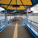 ばあちゃん食堂 - 三原港の桟橋