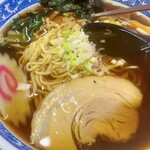 Chinrai - ラーメン（近景）