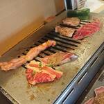 焼肉セブン - セセリ、牛カルビー、豚タン、