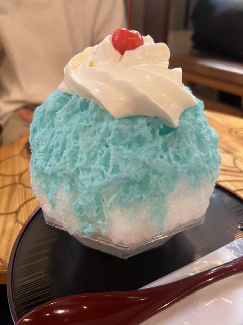 大阪でふわふわかき氷！フルーツかき氷の人気店など最寄駅別18選 [食べ
