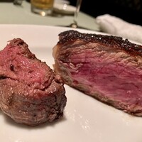 37 Steakhouse & Bar - 