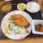 Gohandokoro Tsuruno Ongaeshi - 鶴ちゃん定食 900円