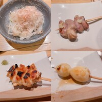 地葉はなれ - もやしの和え物、ハツ、手羽元、うずら