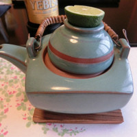 京遊膳 花みやこ - 【二品目】　松茸と鱧の土瓶蒸し
                  