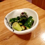 ニュー東京エゾチック - 胡瓜半殺し 390円