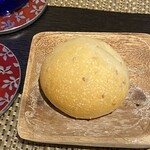 ポーズカフェ - 自家製ゴマパン