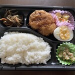 Vivo - キャベツメンチカツ、シャキシャキ食感で、まいう〜❗️