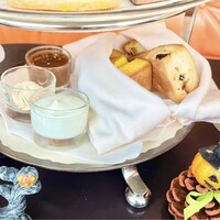 ザ タヴァン グリル＆ラウンジ - 